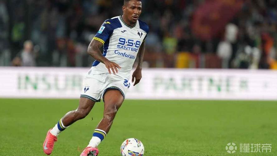 Giám đốc Shb Bị Tố